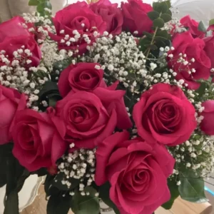 Ramo de rosas fucsias